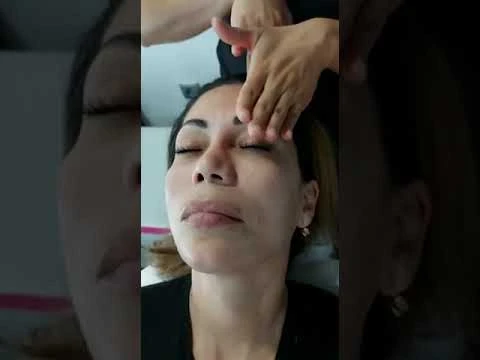 Lifting facial no invasivo redefinición del óvalo en Madrid